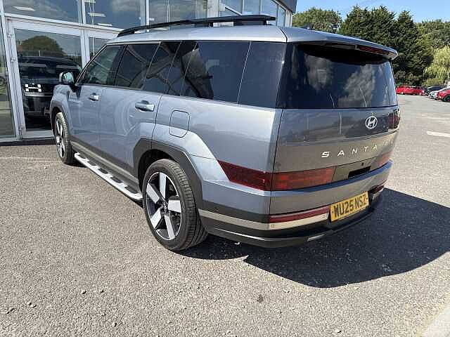 Hyundai Santa Fe 1.6 TGDi Plug-in Hybrid Ultimate 5dr 4WD Auto