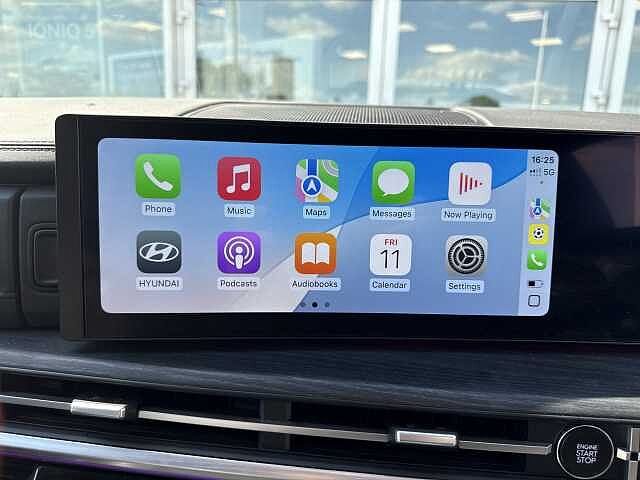 Hyundai Santa Fe 1.6 TGDi Plug-in Hybrid Ultimate 5dr 4WD Auto