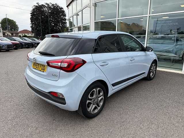 Hyundai i20 1.2 MPi Premium Nav 5dr