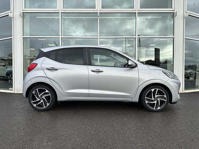 Hyundai i10 1.2 MPi Premium 5dr Auto