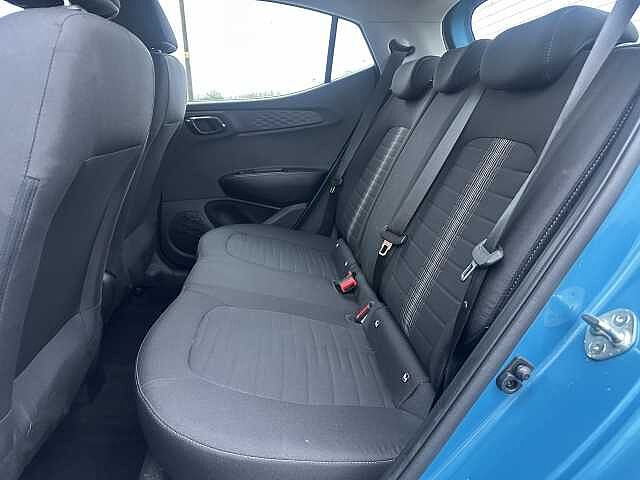 Hyundai i10 1.0 MPi SE Connect 5dr