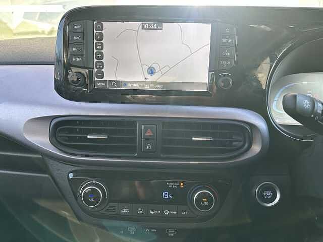 Hyundai i10 1.0 [63] Premium 5dr Auto [Nav]