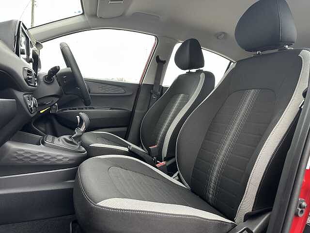 Hyundai i10 1.0 [63] Advance 5dr Auto [Nav]