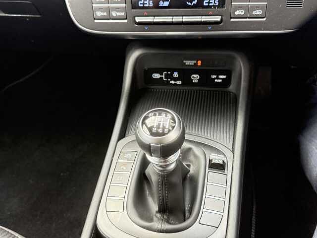 Hyundai KONA 1.0T 100 Advance 5dr