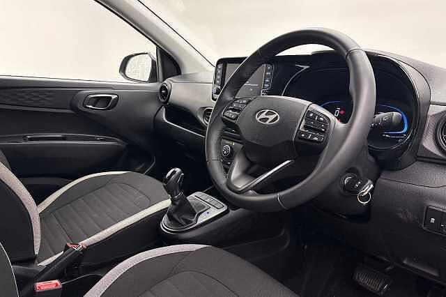 Hyundai i10 1.0 [63] Advance 5dr Auto [Nav]