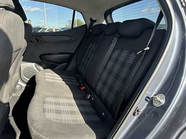 Hyundai i10 1.2 [79] Premium 5dr [Nav]