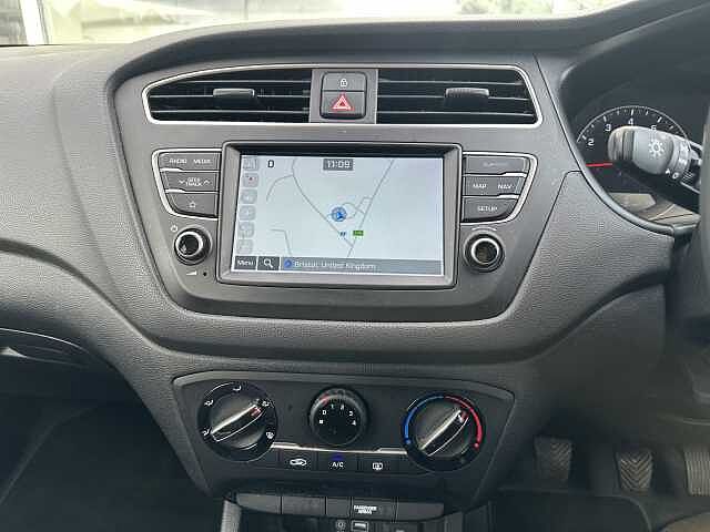 Hyundai i20 1.2 MPi Play 5dr