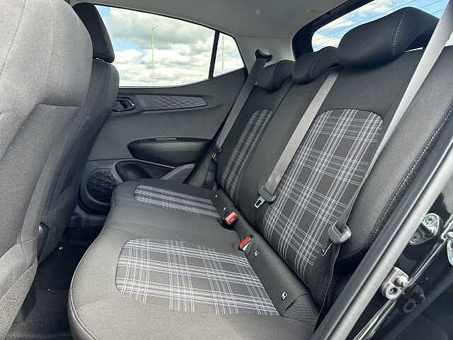 Hyundai i10 1.2 [79] Premium 5dr Auto [Nav]