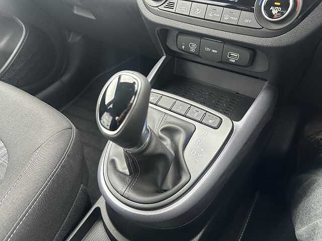 Hyundai i10 1.2 [79] Premium 5dr Auto [Nav]