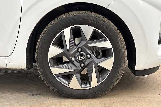 Hyundai i10 1.0 [63] Advance 5dr [Nav]