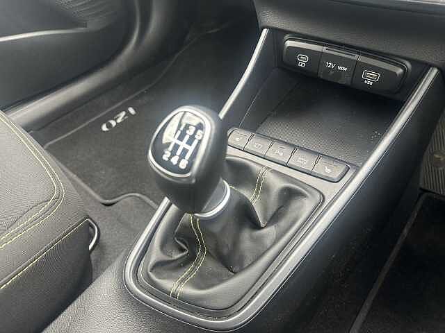 Hyundai i20 1.0T GDi Premium 5dr