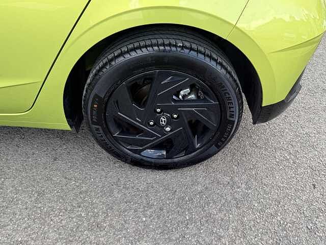 Hyundai i20 1.0T GDi 90 Black Line 5dr